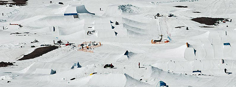 http://www.timberlinelodge.com/summer-snow/