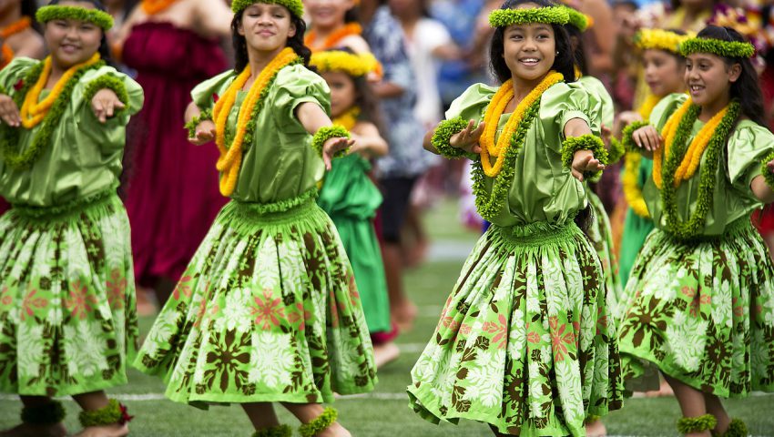 hawaiian-hula-dancers-377653_1280