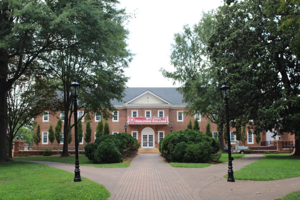 名取さんのギルフォード大学留学体験記 アメスマ交換留学 Mamerica